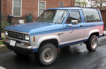 Ford Bronco II. Quelle: Wikipedia
